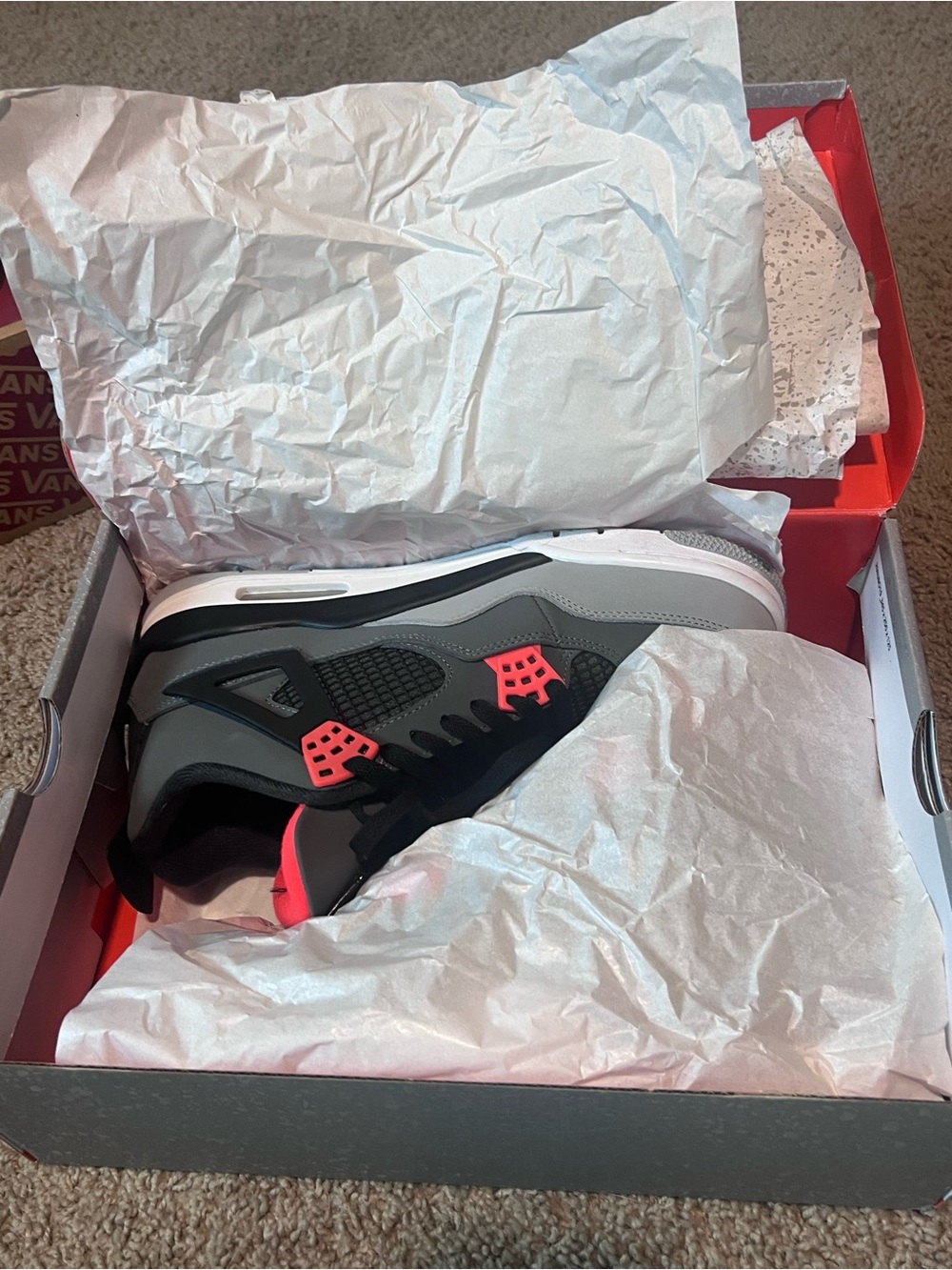 Jordan Men's Retro 4 Dark Grey Infrared